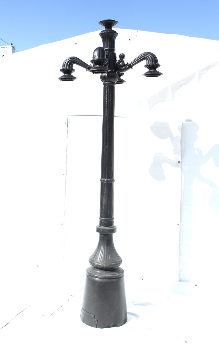 5 globe down lamp post (1)