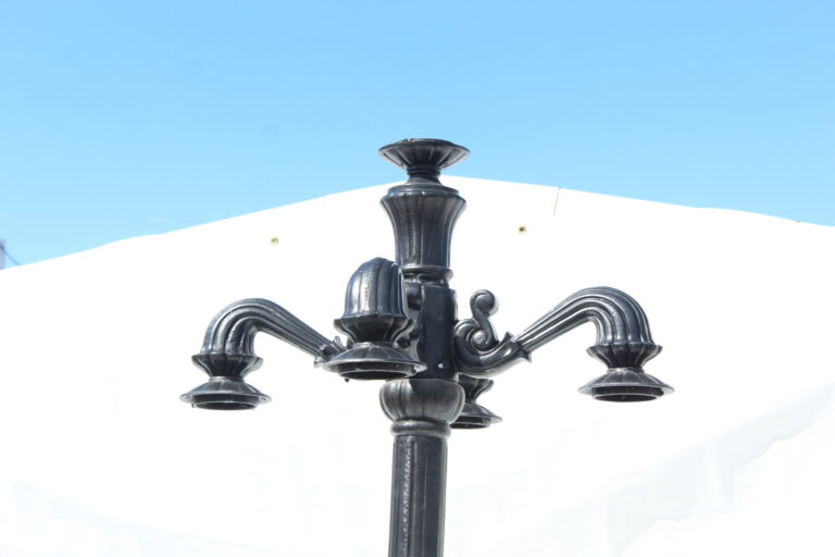 5 globe down lamp post (3)