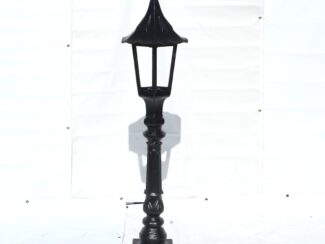 A 1589.1 Walkway Lamp Post - Cast Aluminum