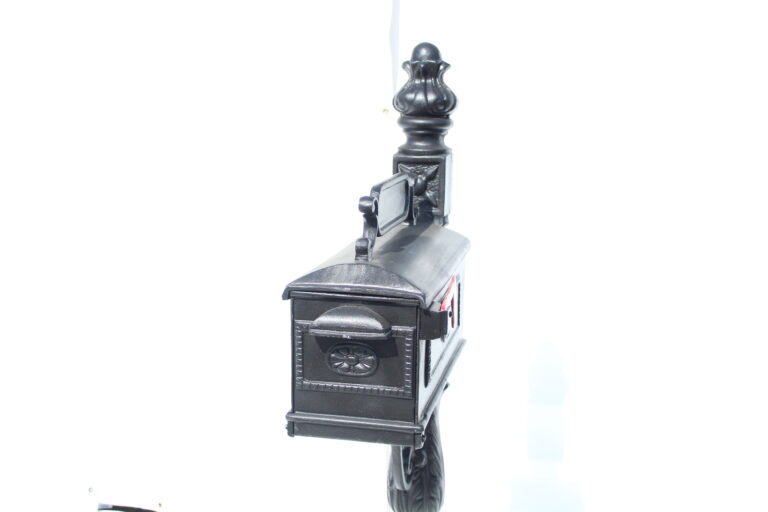 Barcelona Mailbox (5)