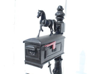 Horse Body Mailbox (4)