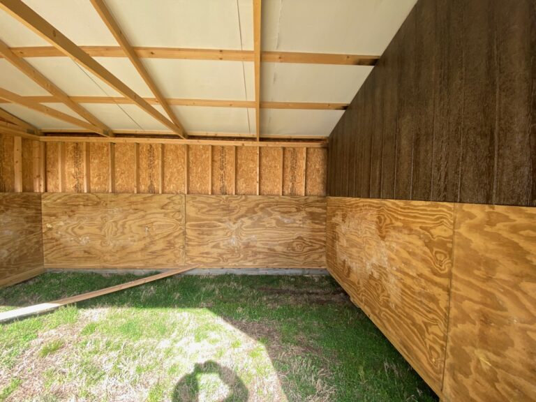 12X24 Horse Barn w/ 8' Tack