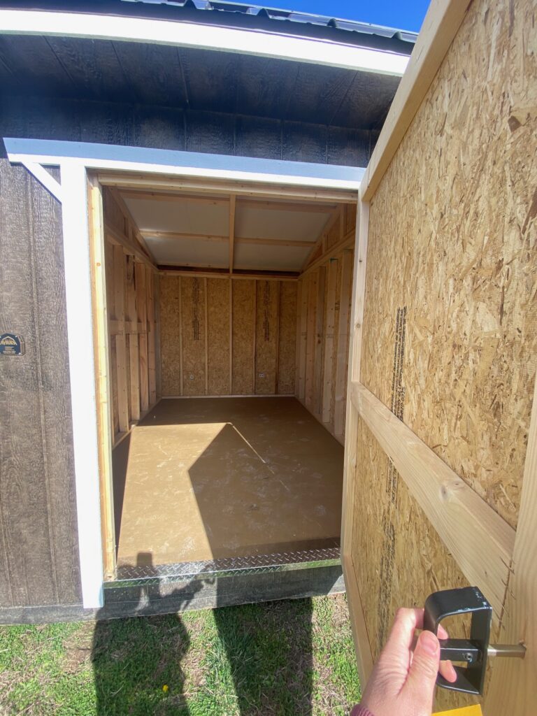 12X24 Horse Barn w/ 8' Tack