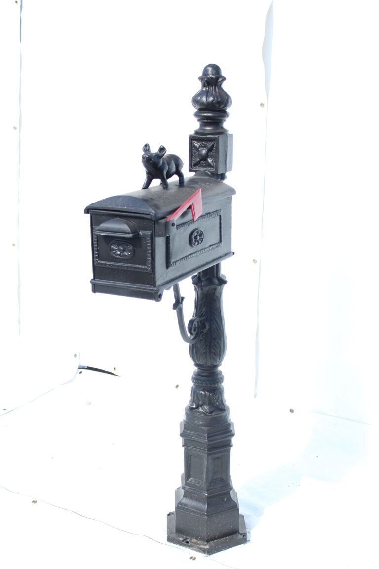 Pig Mailbox -Cast Aluminum