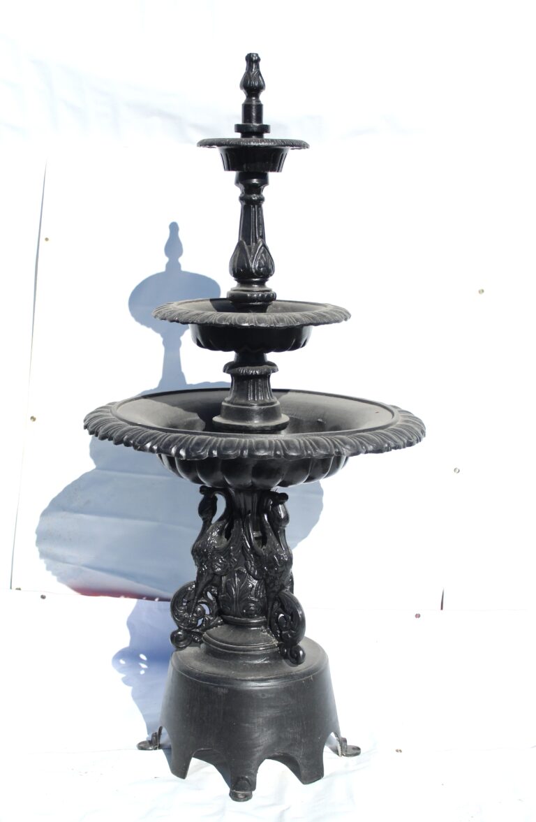 3 Tier Swan Fountain