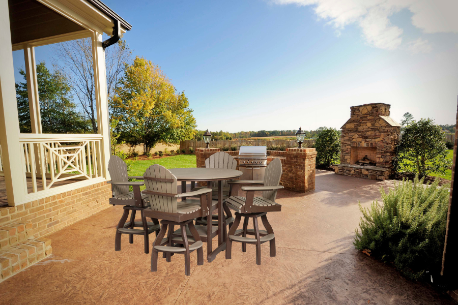 outdoor dining set on back patio